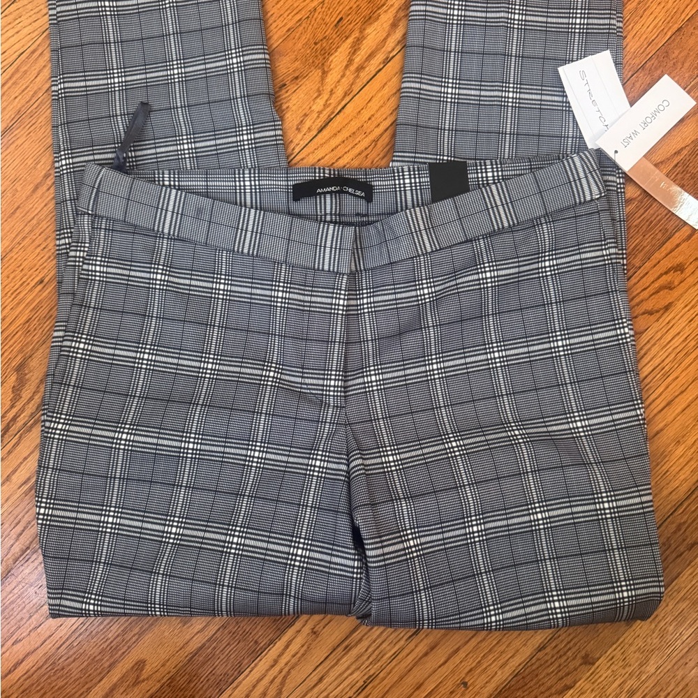 NWT- Amanda & Chelsea Gray Plaid Women's Dress Pants